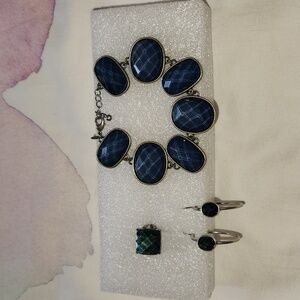 Avon blue faceted 3 piece jewelry set